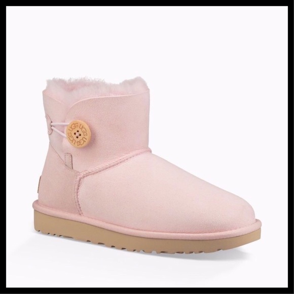🎉HP🎉 UGG Mini Bailey Button Boot Pink - Picture 2 of 8